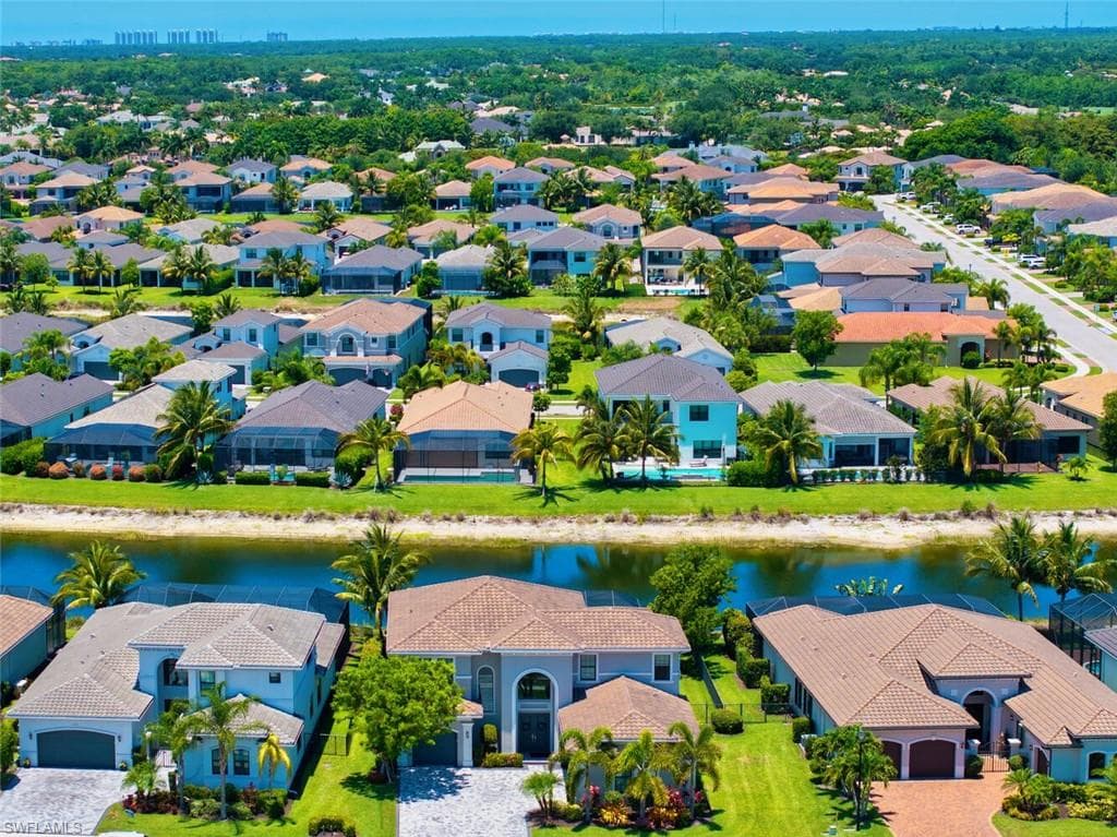 4541 Azalea Dr, Naples, FL 34119-30