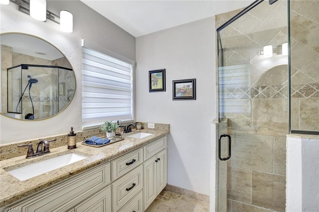 1350 Waikiki Ct, Marco Island, FL 34145-17