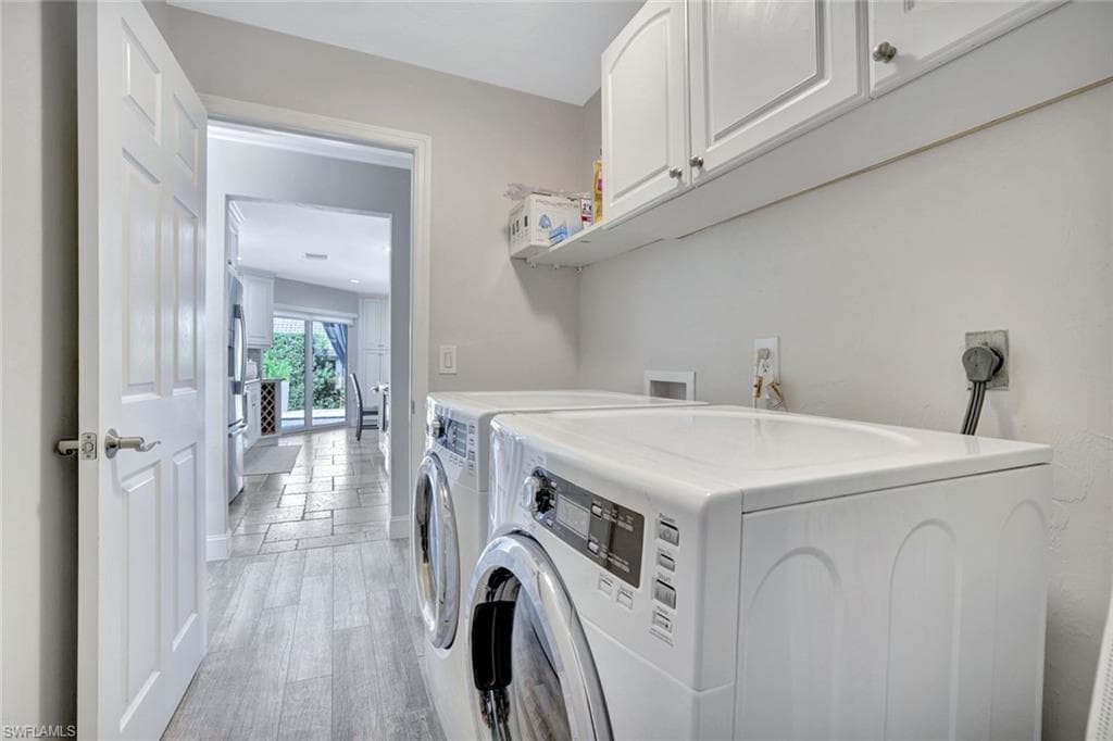 1350 Waikiki Ct, Marco Island, FL 34145-22