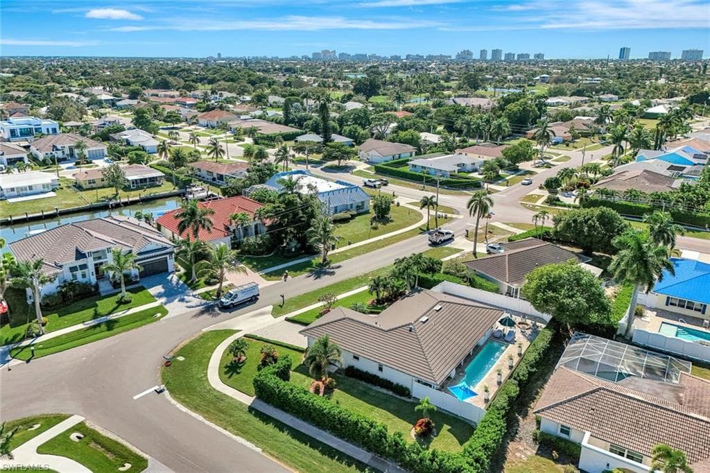 1350 Waikiki Ct, Marco Island, FL 34145-33