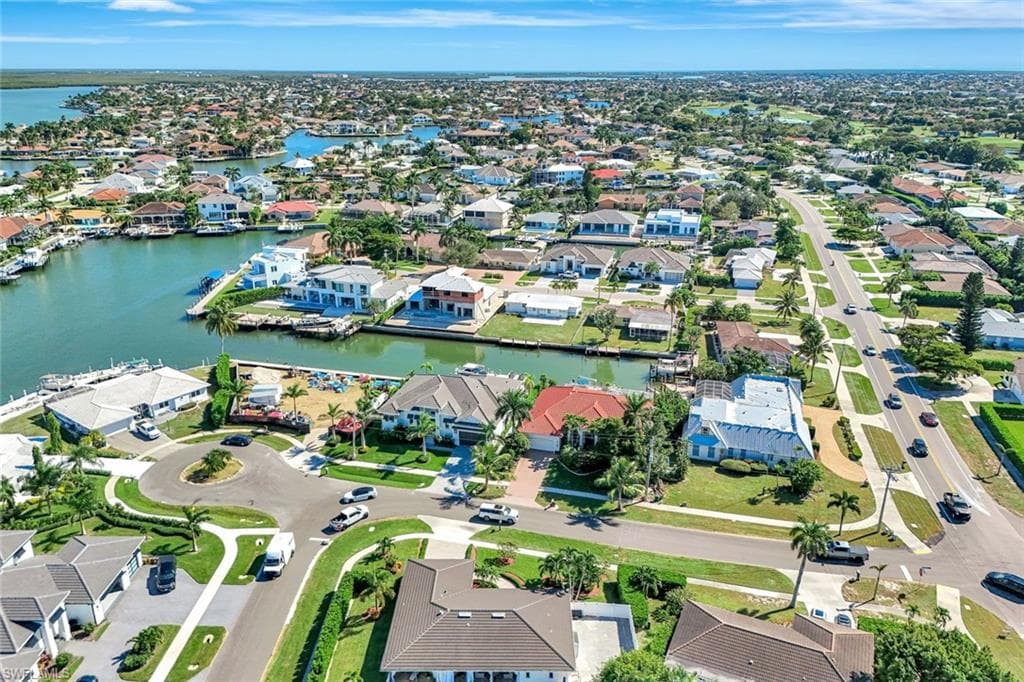 1350 Waikiki Ct, Marco Island, FL 34145-36