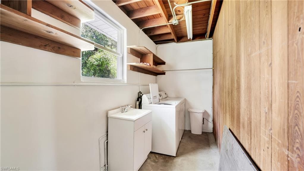 1235 Diana Ave, Naples, FL 34103-11