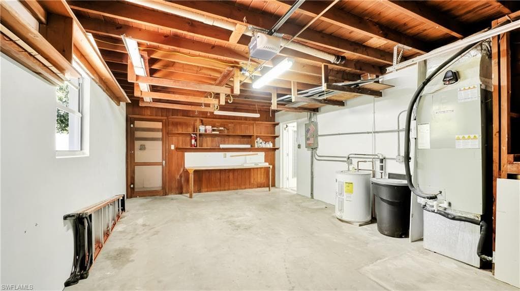 1235 Diana Ave, Naples, FL 34103-12