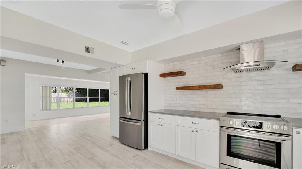 1235 Diana Ave, Naples, FL 34103-4