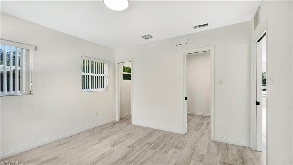 1235 Diana Ave, Naples, FL 34103-7