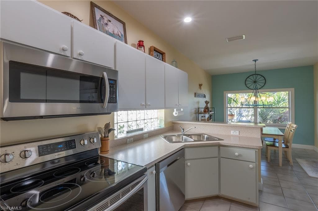 10713 Pearl Bay Cir, Estero, FL 33928-16