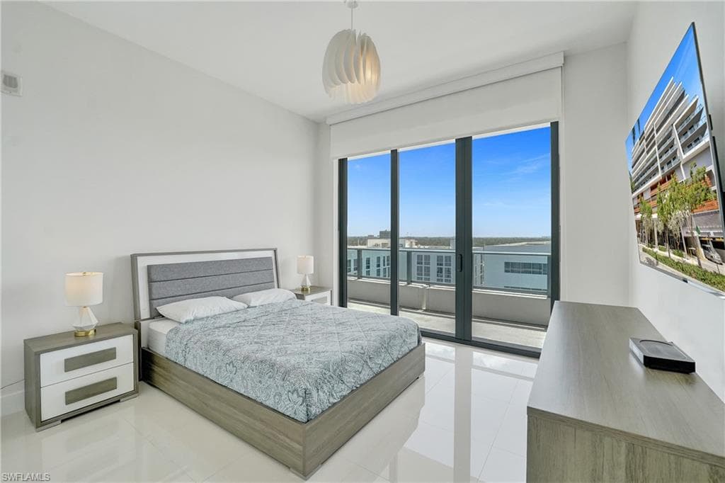 2960 207 St 1205, Aventura, FL 33180-36