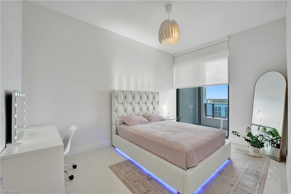 2960 207 St 1205, Aventura, FL 33180-42