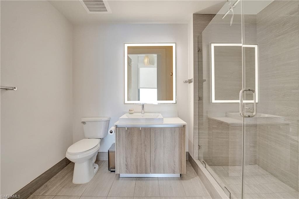 2960 207 St 1205, Aventura, FL 33180-44