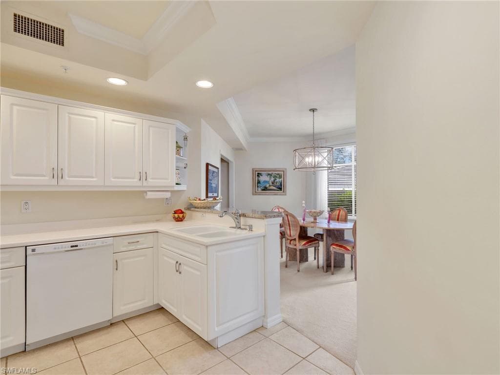 1001 Arbor Lake Dr 105, Naples, FL 34110-10