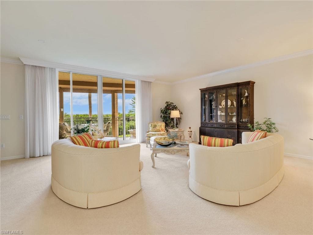 1001 Arbor Lake Dr 105, Naples, FL 34110-6