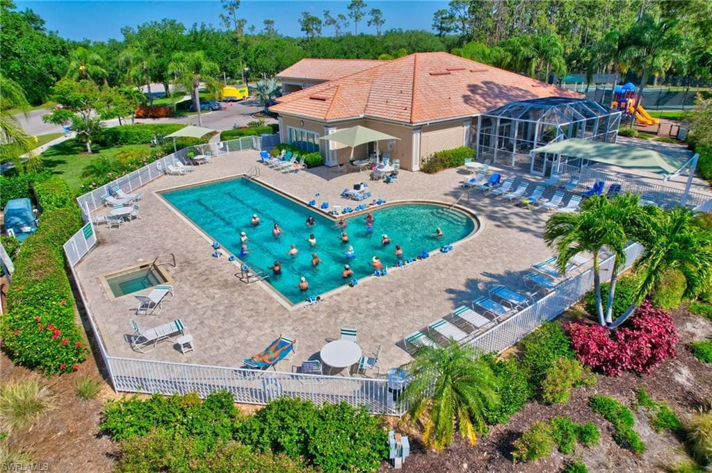 5420 Worthington Ln 204, Naples, FL 34110-44