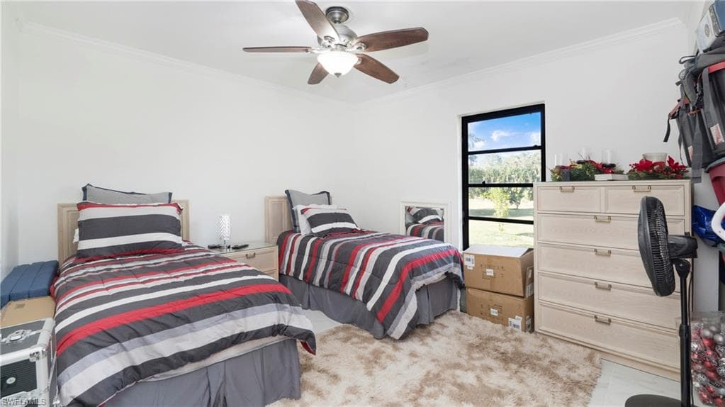 410 11th St NW, Naples, FL 34120-11