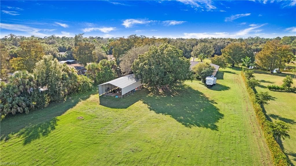 410 11th St NW, Naples, FL 34120-41