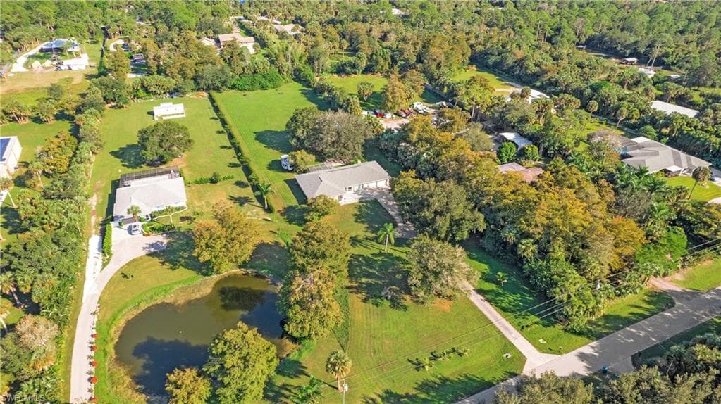 410 11th St NW, Naples, FL 34120-46