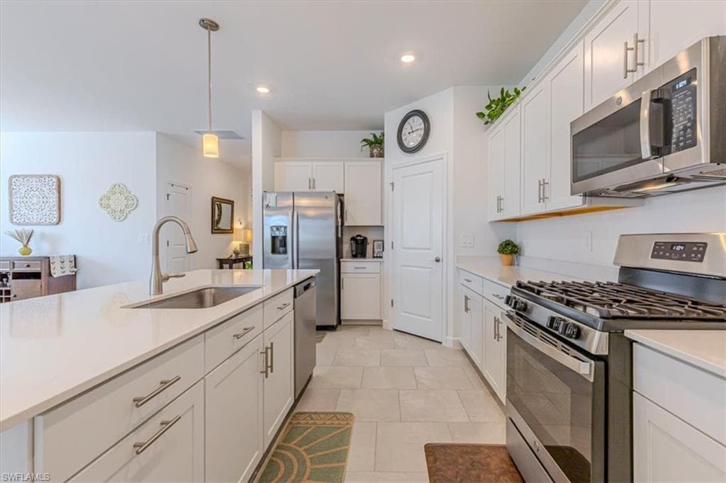 20265 Hartford Blvd, Estero, FL 33928-11