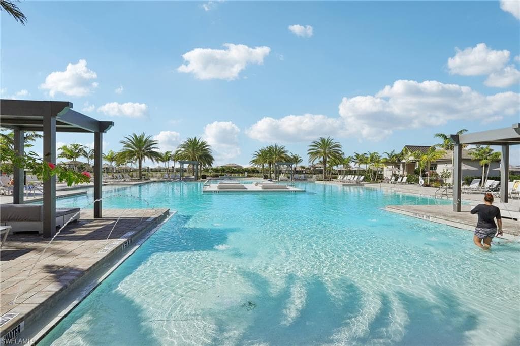 20265 Hartford Blvd, Estero, FL 33928-43