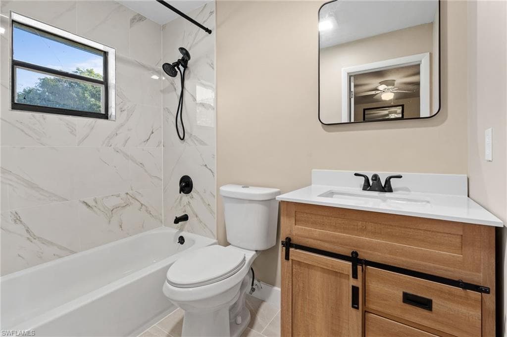 3042 Mango St, Fort Myers, FL 33916-23