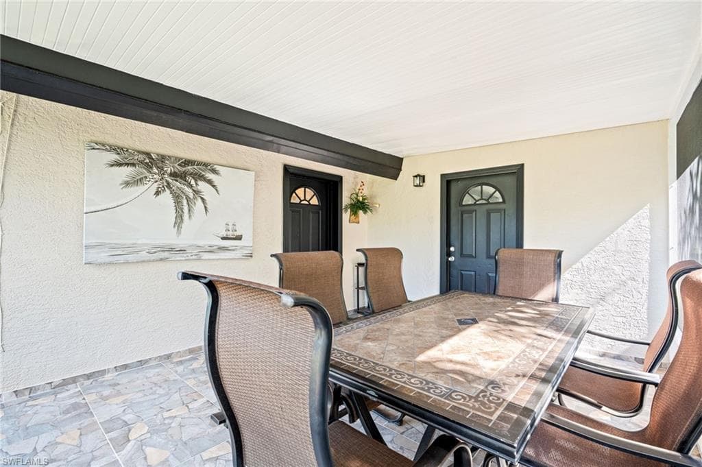 3042 Mango St, Fort Myers, FL 33916-25