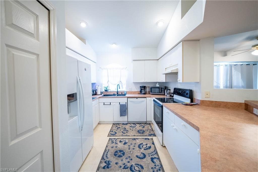 3110 4th St NW, Naples, FL 34120-5