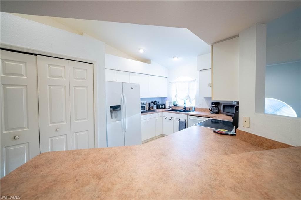 3110 4th St NW, Naples, FL 34120-6