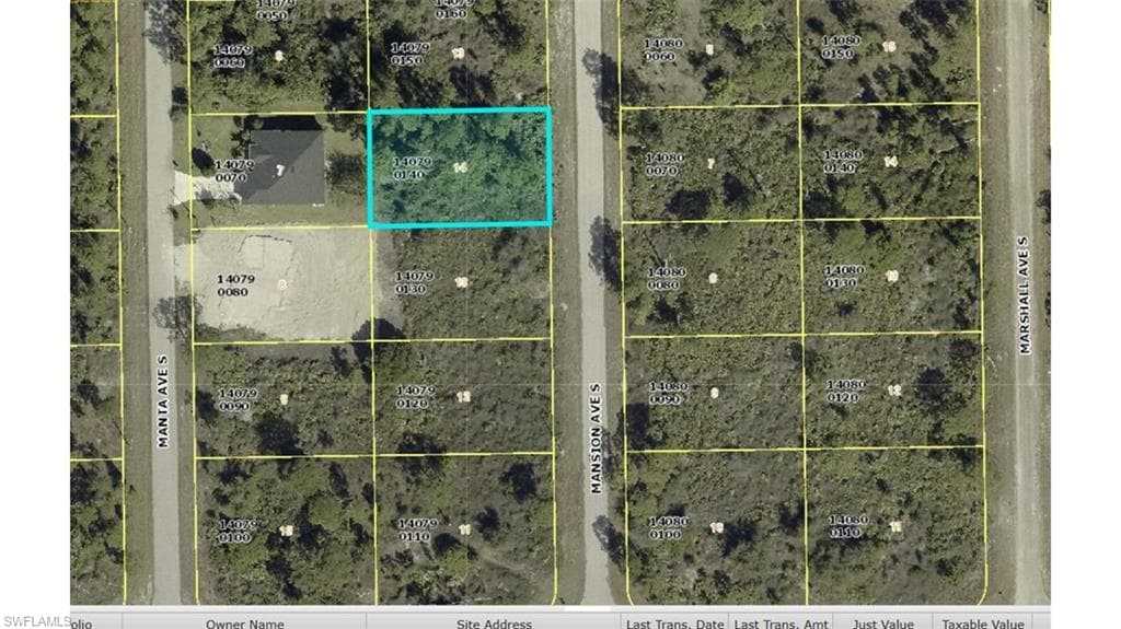 1052 Mansion Ave S, Lehigh Acres, FL 33974-1