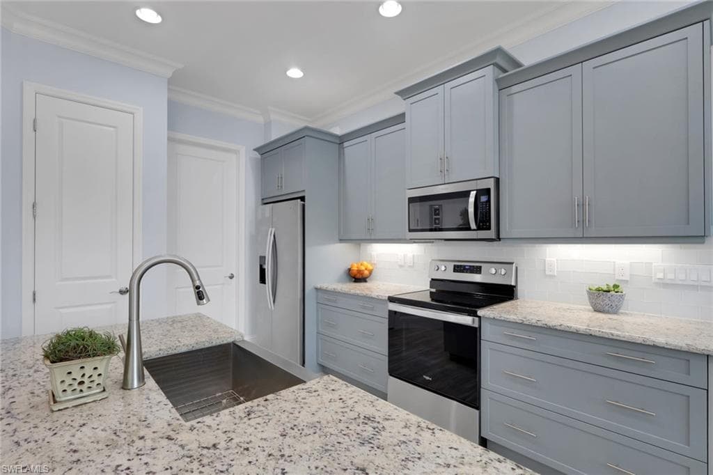 7309 Saona Ct, Naples, FL 34113-12