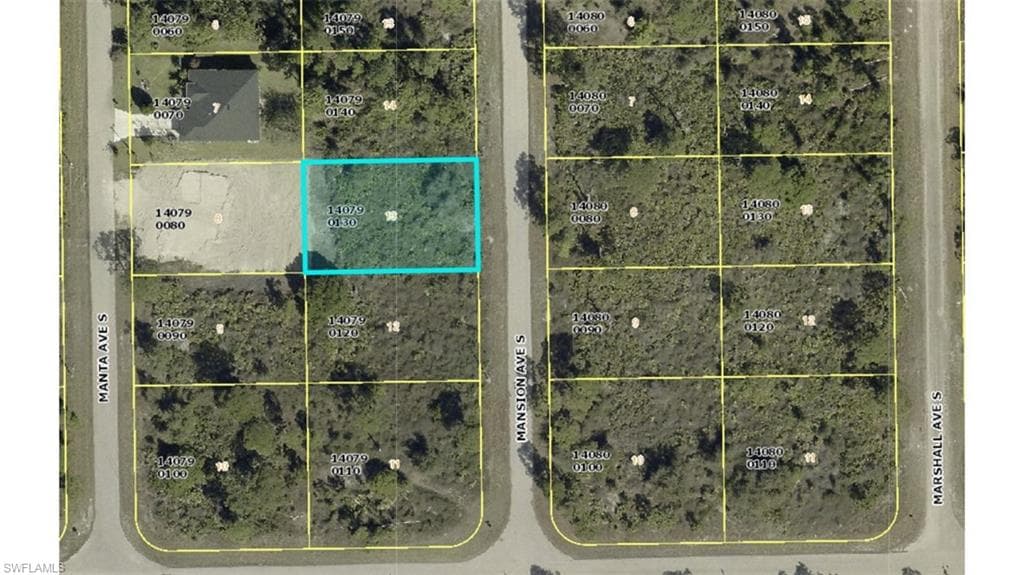 1054 Mansion Ave S, Lehigh Acres, FL 33974-1