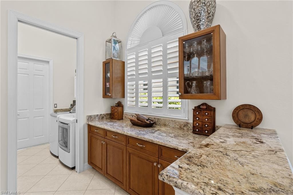 2874 Lone Pine Ln, Naples, FL 34119-14