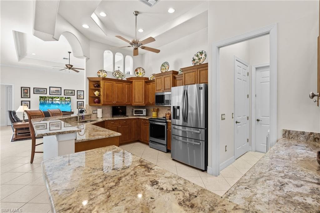 2874 Lone Pine Ln, Naples, FL 34119-15