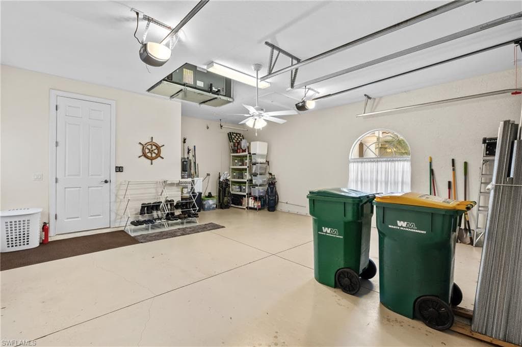 2874 Lone Pine Ln, Naples, FL 34119-35