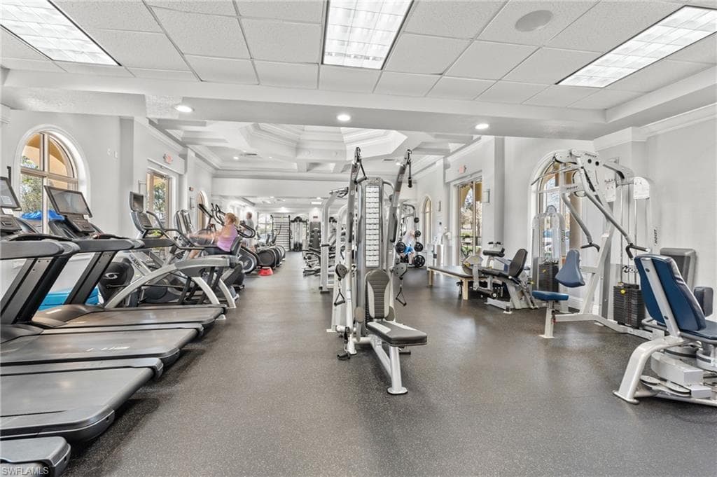 2874 Lone Pine Ln, Naples, FL 34119-47