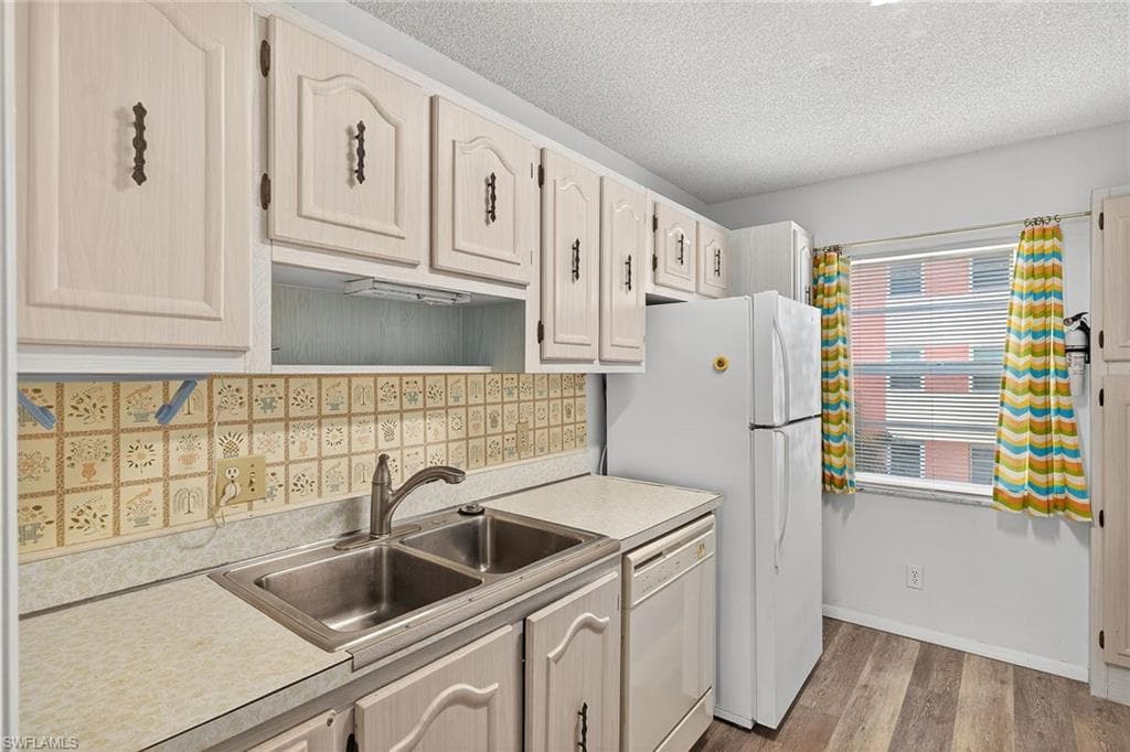 200 Pebble Beach Blvd D406, Naples, FL 34113-9