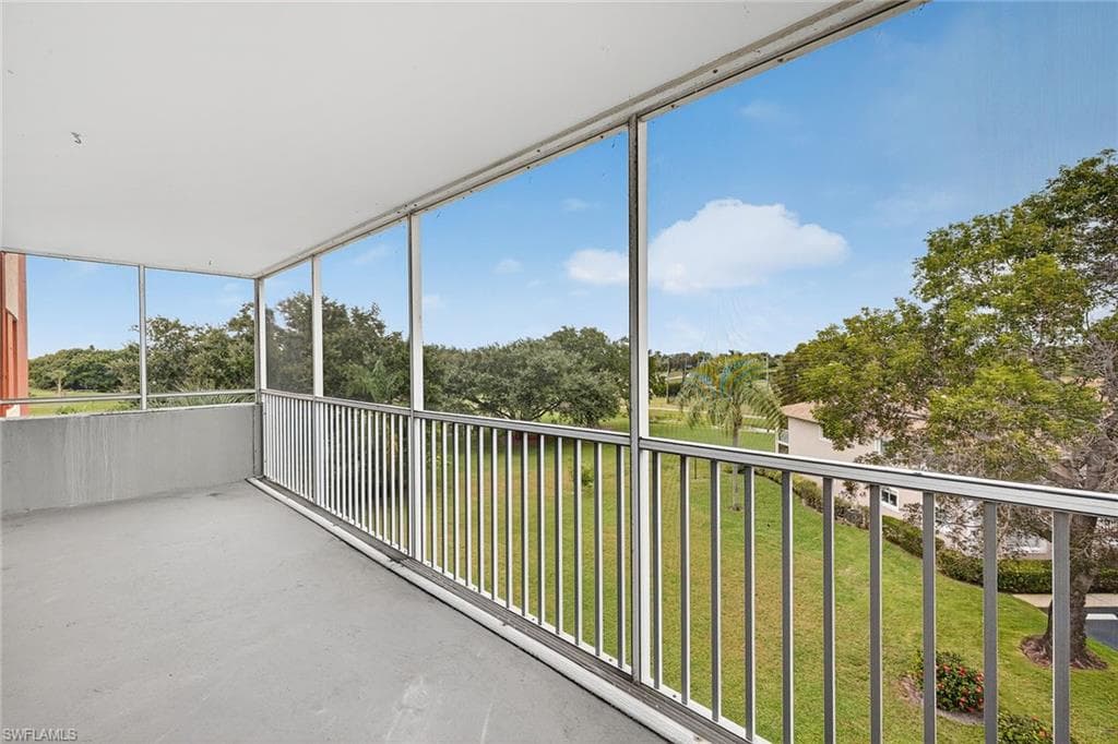 200 Pebble Beach Blvd D406, Naples, FL 34113-19