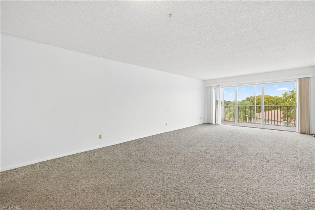 200 Pebble Beach Blvd D406, Naples, FL 34113-4