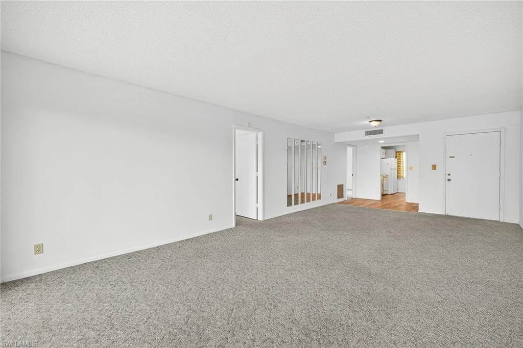 200 Pebble Beach Blvd D406, Naples, FL 34113-5