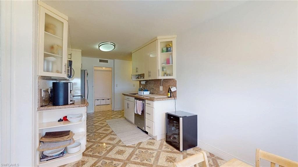 1912 Ocean Dr 9a, Hallandale Beach, FL 33009-19