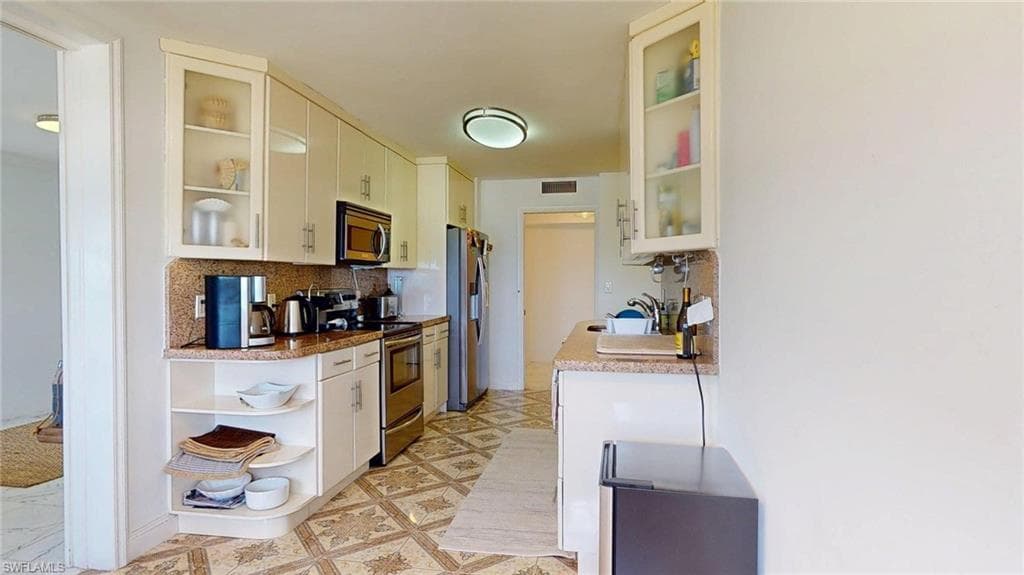 1912 Ocean Dr 9a, Hallandale Beach, FL 33009-20