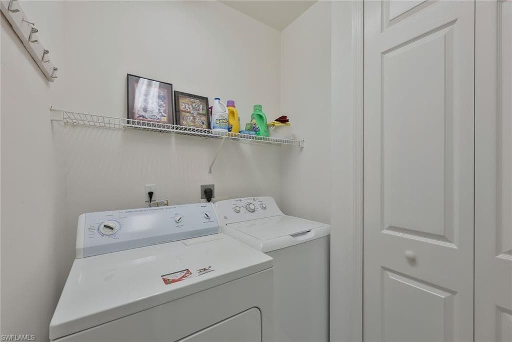 5963 Sand Wedge Ln 207, Naples, FL 34110-18