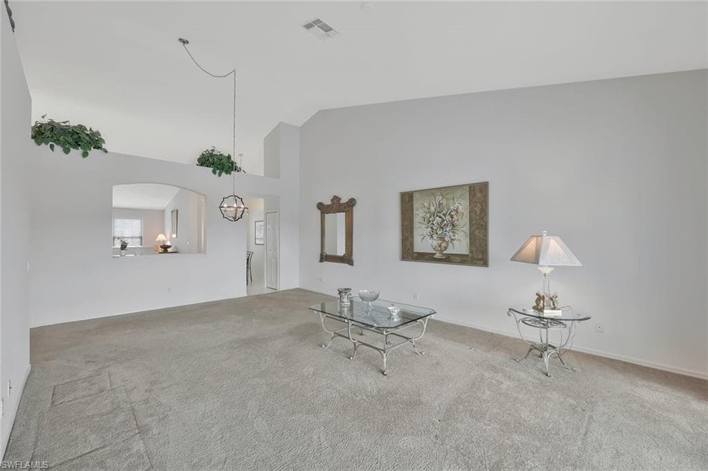 5963 Sand Wedge Ln 207, Naples, FL 34110-5