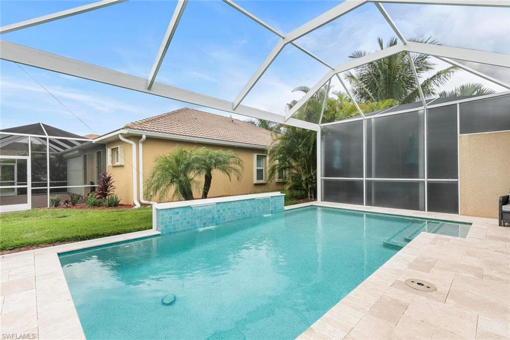 14598 Grapevine Dr, Naples, FL 34114-22