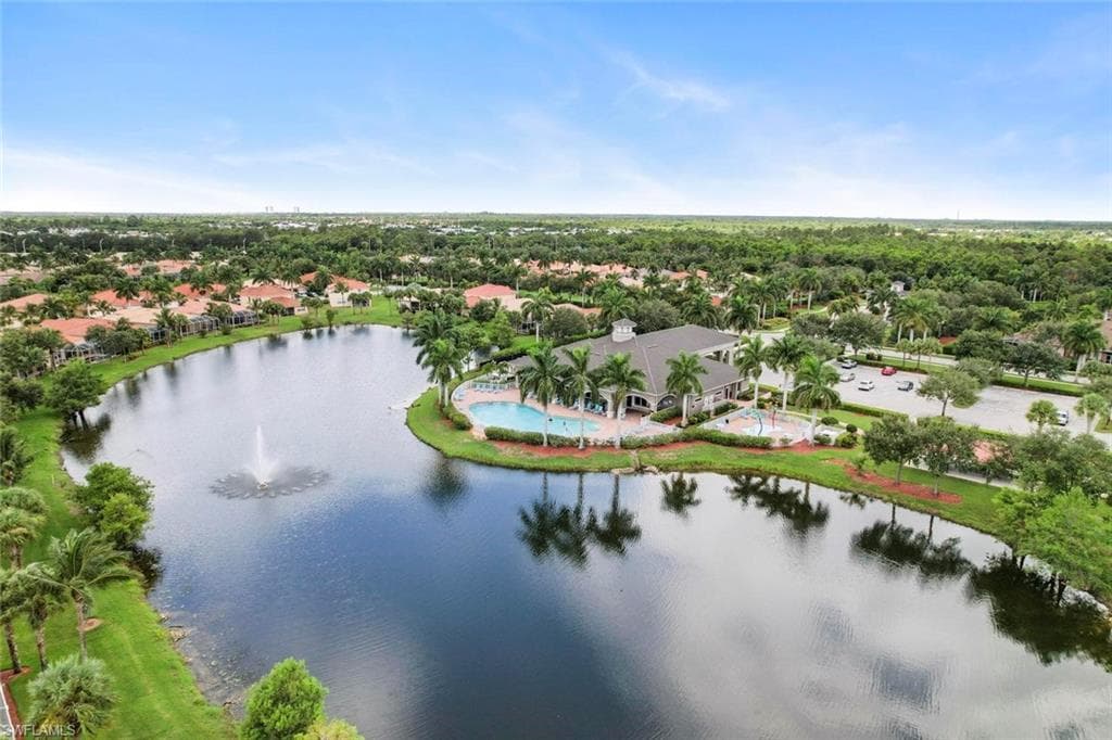 14598 Grapevine Dr, Naples, FL 34114-29