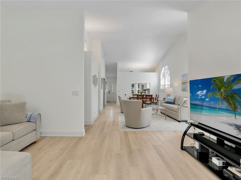 15337 Wimborne Ln 5, Naples, FL 34110-11