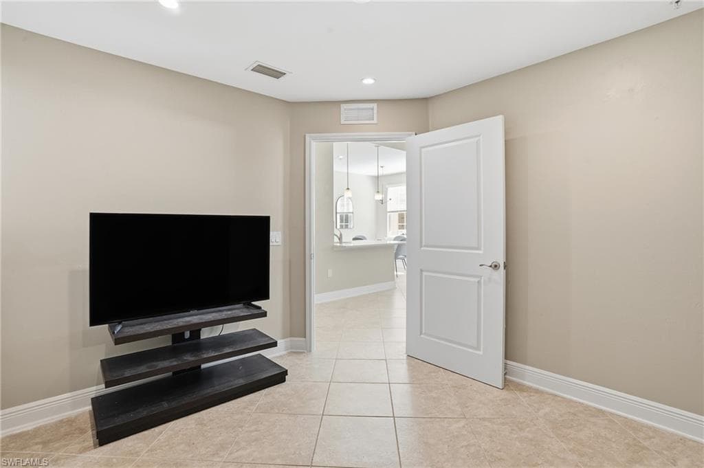 18320 Creekside Preserve Loop 101, Fort Myers, FL 33908-21