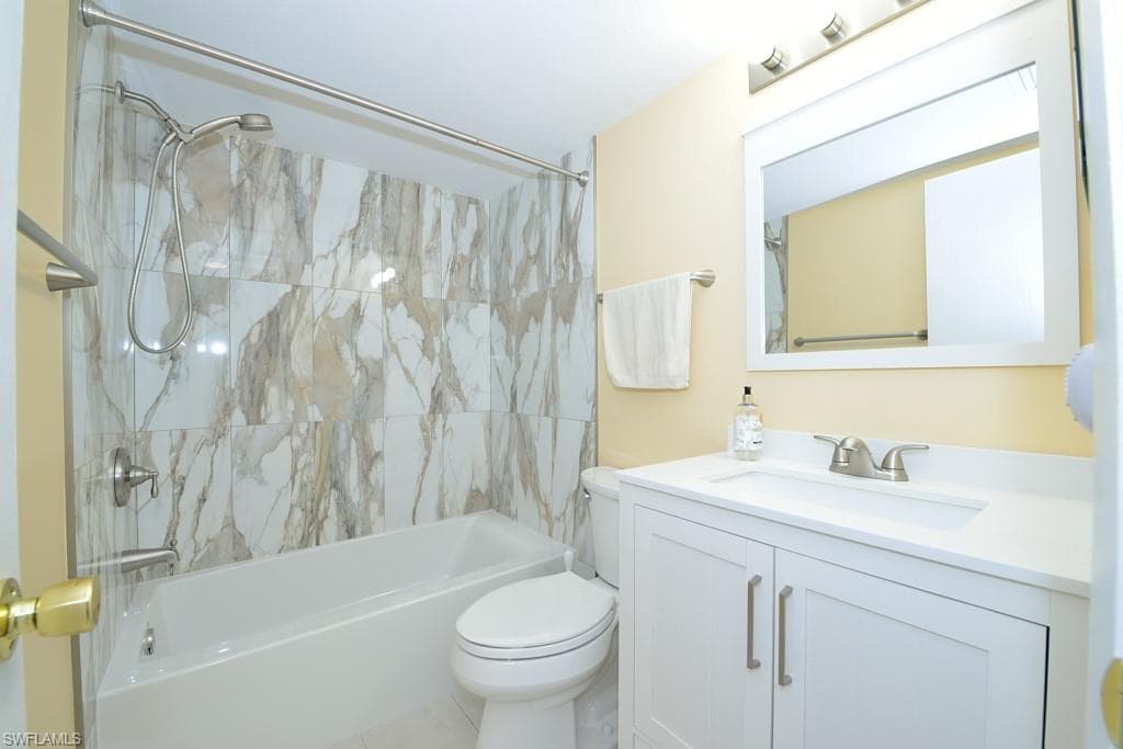 4790 Cleveland Ave 1903, Fort Myers, FL 33907-8