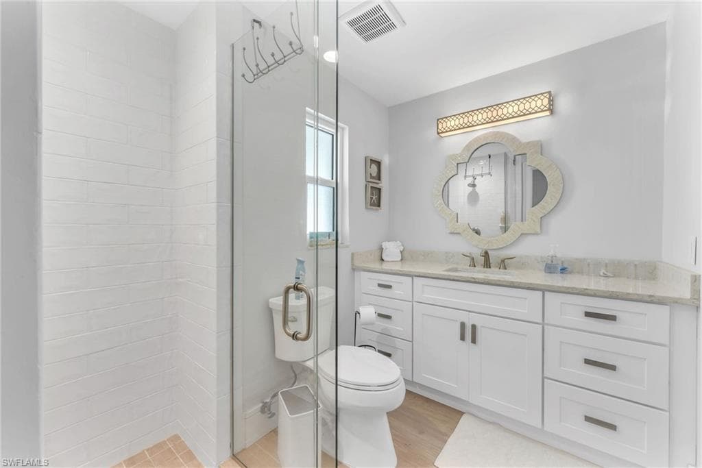 635 Fountainhead Ln, Naples, FL 34103-19