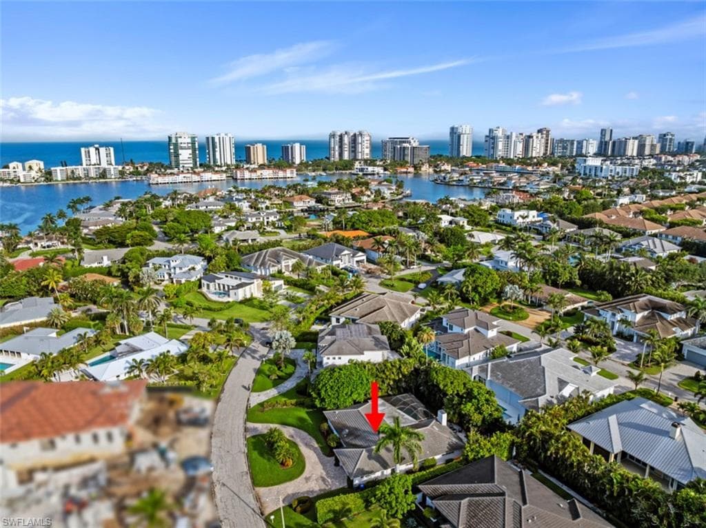 635 Fountainhead Ln, Naples, FL 34103-30