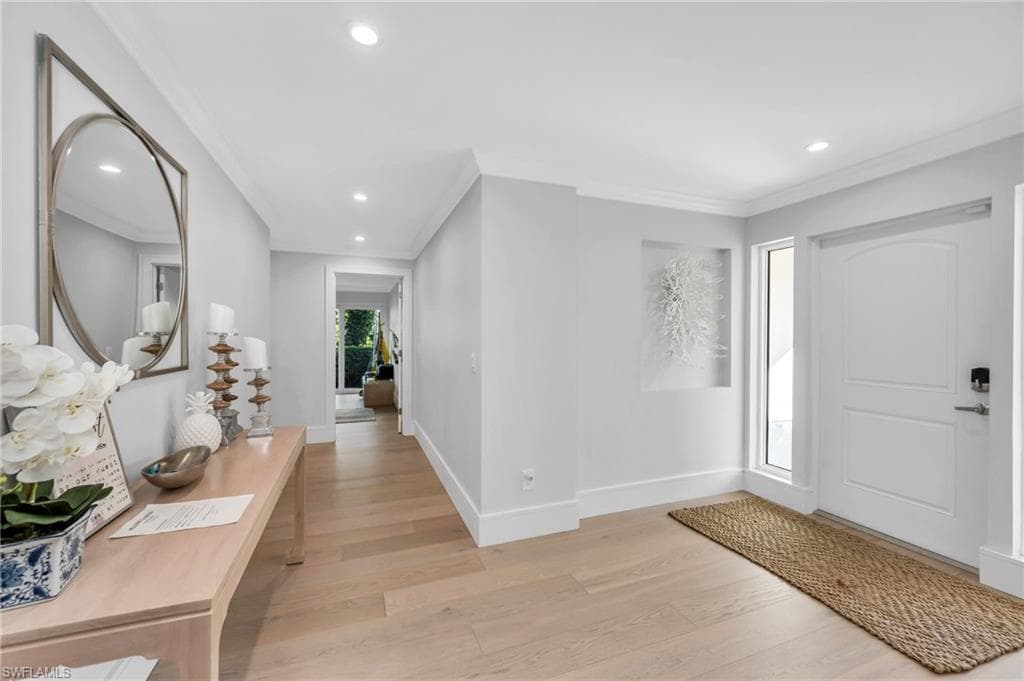 635 Fountainhead Ln, Naples, FL 34103-34