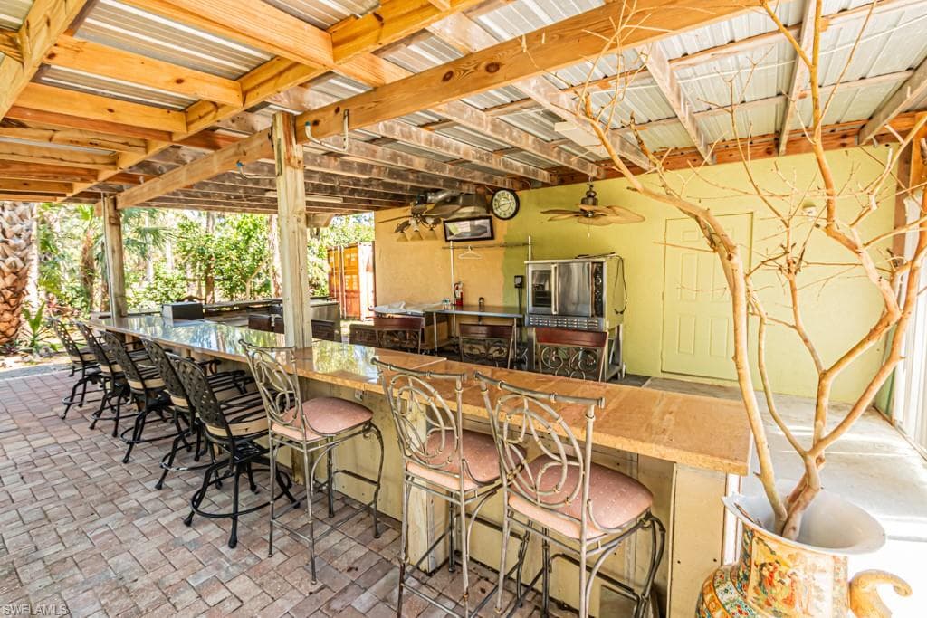 740 31st St SW, Naples, FL 34117-10