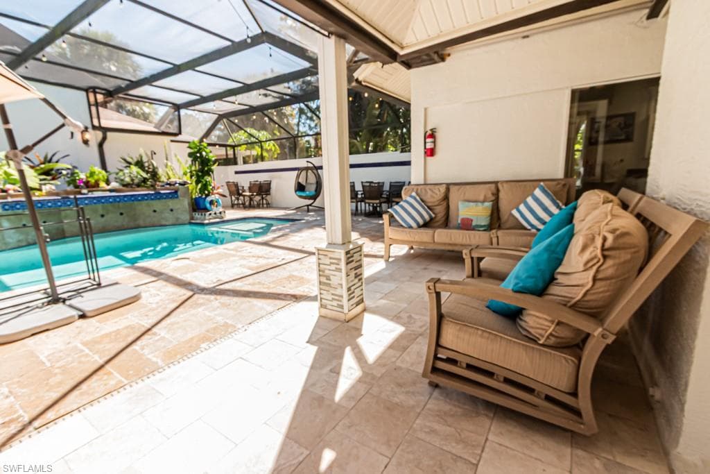 740 31st St SW, Naples, FL 34117-15